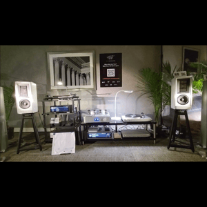 Thumbnail of the video review https://www.youtube.com/watch?v=-rLPvWgQbEw