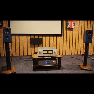 Thumbnail of the video review https://www.youtube.com/watch?v=nXzrsmElJEM