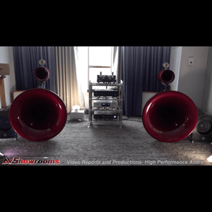 Thumbnail of the video review https://www.youtube.com/watch?v=iGiaVHvAnLU