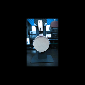 Thumbnail of the video review https://www.youtube.com/watch?v=azXQrrrguoc