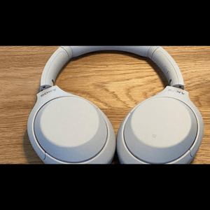 Thumbnail of the video review https://www.youtube.com/watch?v=b2N0Nc0By0c