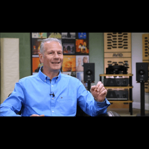 Thumbnail of the video review https://www.youtube.com/watch?v=oXDfjwTLs1o