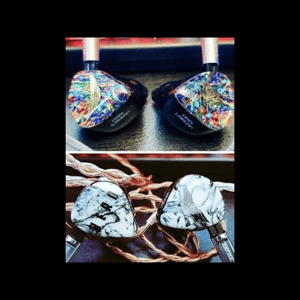 Thumbnail of the video review https://www.youtube.com/watch?v=EYZYb-FMR6I