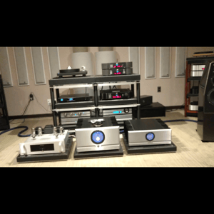 Thumbnail of the video review https://www.youtube.com/watch?v=HmpItKYpPlU