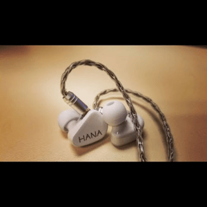 Thumbnail of the video review https://www.youtube.com/watch?v=4SNmDQ-c_kU