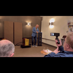 Thumbnail of the video review https://www.youtube.com/watch?v=RrusphU6ci0