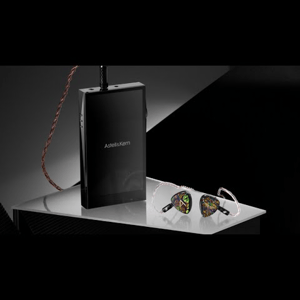 Thumbnail of the video review https://www.youtube.com/watch?v=h-b8Moihq-E