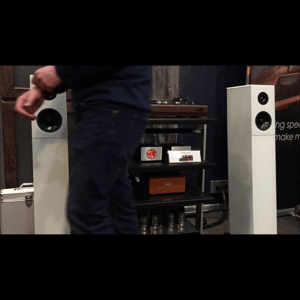 Thumbnail of the video review https://www.youtube.com/watch?v=_lewvYwhxs0