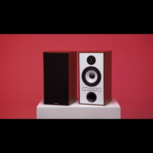 Thumbnail of the video review https://www.youtube.com/watch?v=W-UFBW7v2YU