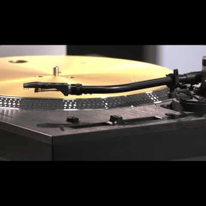 Thumbnail of the video review https://www.youtube.com/watch?v=QyDgPY34c2o