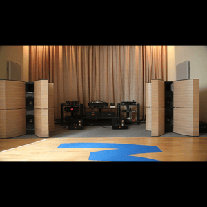 Thumbnail of the video review https://www.youtube.com/watch?v=VoqLLPmiLD4