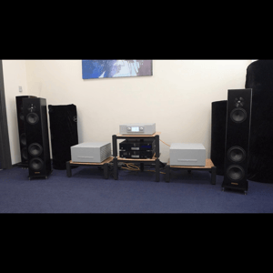 Thumbnail of the video review https://www.youtube.com/watch?v=mcy27w_DZv4