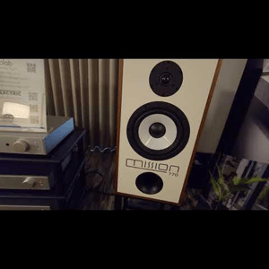 Thumbnail of the video review https://www.youtube.com/watch?v=sTQSiW9I2yU