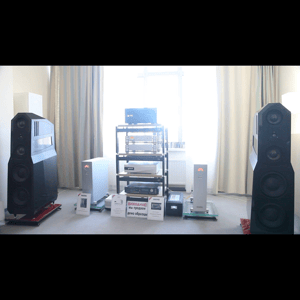 Thumbnail of the video review https://www.youtube.com/watch?v=aq8CAZ_l6NI