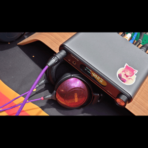 Thumbnail of the video review https://www.youtube.com/watch?v=Q5cSEWbpSUg