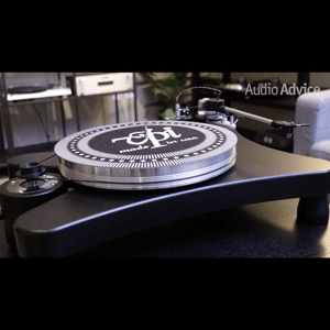 Thumbnail of the video review https://www.youtube.com/watch?v=aLw9BcNX-uM