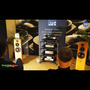 Thumbnail of the video review https://www.youtube.com/watch?v=r7oSEuDfNvc