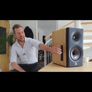 Thumbnail of the video review https://www.youtube.com/watch?v=EgEDPGUpTMc