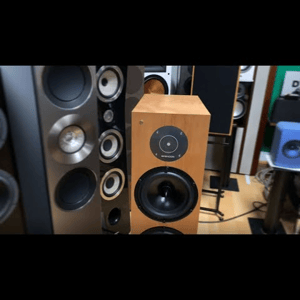 Thumbnail of the video review https://www.youtube.com/watch?v=Kd-jU9Kq9-0