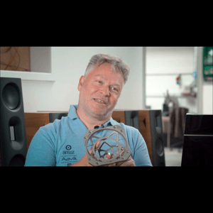 Thumbnail of the video review https://www.youtube.com/watch?v=c3vr1Puj_po