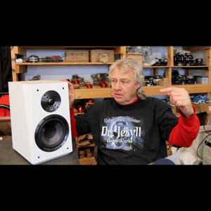 Thumbnail of the video review https://www.youtube.com/watch?v=Y3SRBFZx7Yc