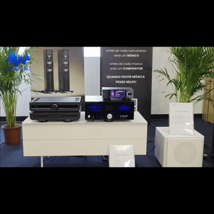 Thumbnail of the video review https://www.youtube.com/watch?v=KM-xirTvZuc