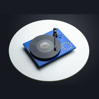 Pro-Ject Audio Systems EU Turntable variant 4
