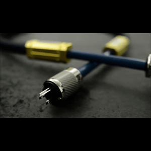 Thumbnail of the video review https://www.youtube.com/watch?v=Gs2Rjijo-Kw