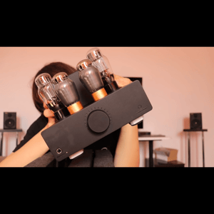 Thumbnail of the video review https://www.youtube.com/watch?v=WcJXo8zWCa4