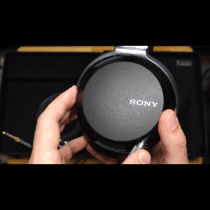 Thumbnail of the video review https://www.youtube.com/watch?v=kpp4sF62AmA