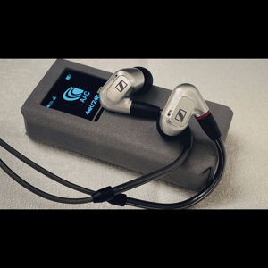 Thumbnail of the video review https://www.youtube.com/watch?v=fCxNHk5uuQw