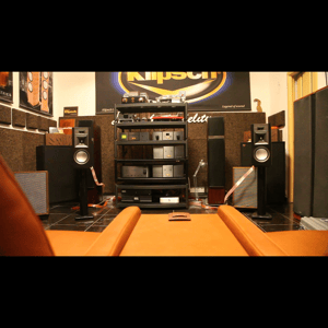 Thumbnail of the video review https://www.youtube.com/watch?v=1SYHIJaNz3Q