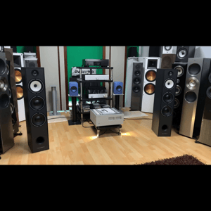 Thumbnail of the video review https://www.youtube.com/watch?v=QzzrfhFn9CU