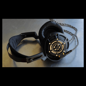 Thumbnail of the video review https://www.youtube.com/watch?v=xN8-843RI7Q