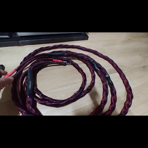 Thumbnail of the video review https://www.youtube.com/watch?v=lTnzjKy5-es