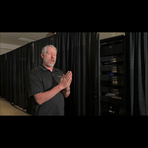 Thumbnail of the video review https://www.youtube.com/watch?v=7JyWhwwIrzA