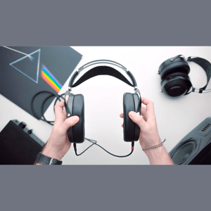 Thumbnail of the video review https://www.youtube.com/watch?v=Ug9W58IHI38