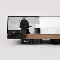 Rega Planar 1 Plus variant 2