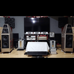 Thumbnail of the video review https://www.youtube.com/watch?v=OzRao6KCGE0