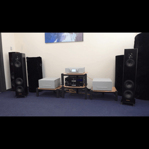 Thumbnail of the video review https://www.youtube.com/watch?v=0Uw8SRJmKQM