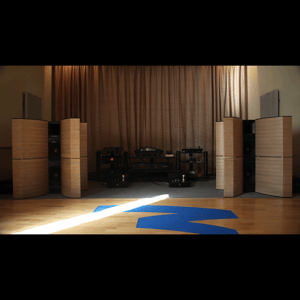 Thumbnail of the video review https://www.youtube.com/watch?v=KEKxuAEZqss