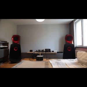 Thumbnail of the video review https://www.youtube.com/watch?v=2KGeqBinlAI