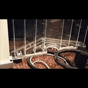 Thumbnail of the video review https://www.youtube.com/watch?v=FNPXuYMbTMM