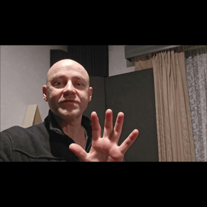 Thumbnail of the video review https://www.youtube.com/watch?v=k8naZZ0Vwy0