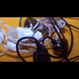 Thumbnail of the video review https://www.youtube.com/watch?v=PdqNlIHGT4c