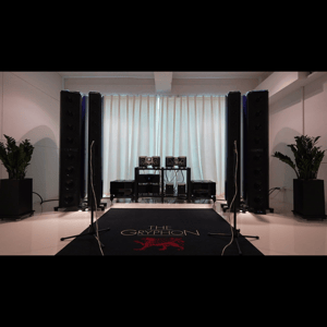 Thumbnail of the video review https://www.youtube.com/watch?v=UHYxXSk-NR8