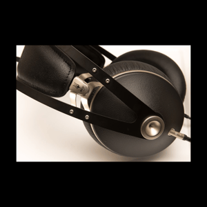 Thumbnail of the video review https://www.youtube.com/watch?v=4P1ZDMX2_Hg