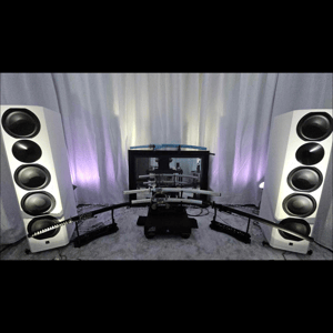 Thumbnail of the video review https://www.youtube.com/watch?v=FAs7GzdGJz8