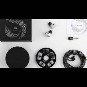 Thumbnail of the video review https://www.youtube.com/watch?v=WnstxiuOIak