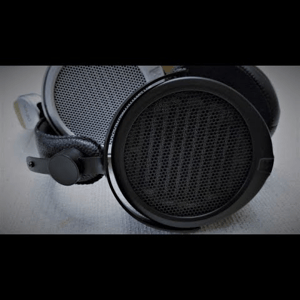 Thumbnail of the video review https://www.youtube.com/watch?v=Q11WqjPl3GQ